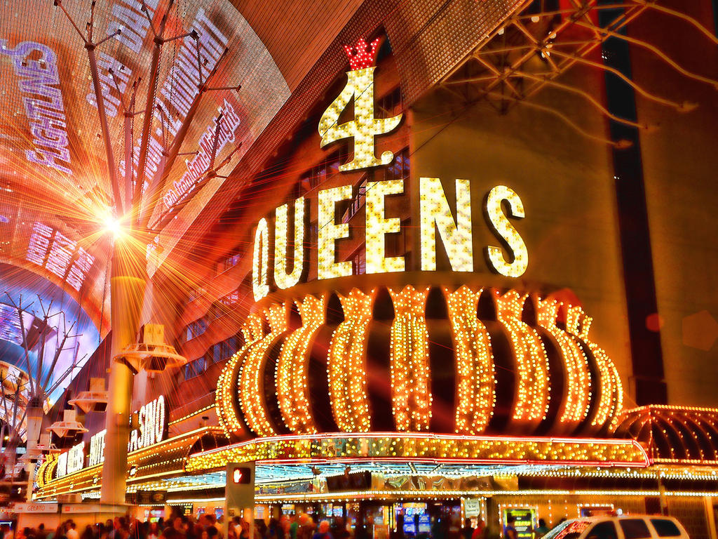 queens-play-casino